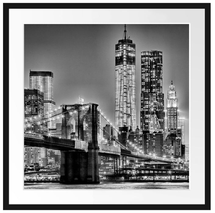 New York City, Skyline bei Nacht Passepartout Quadratisch 70x70