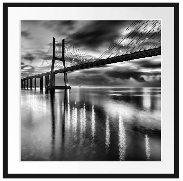 Brücke Lissabon Passepartout Quadratisch 70x70