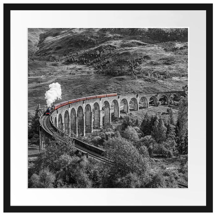 Eisenbahnviadukt in Schottland Passepartout Quadratisch 55x55