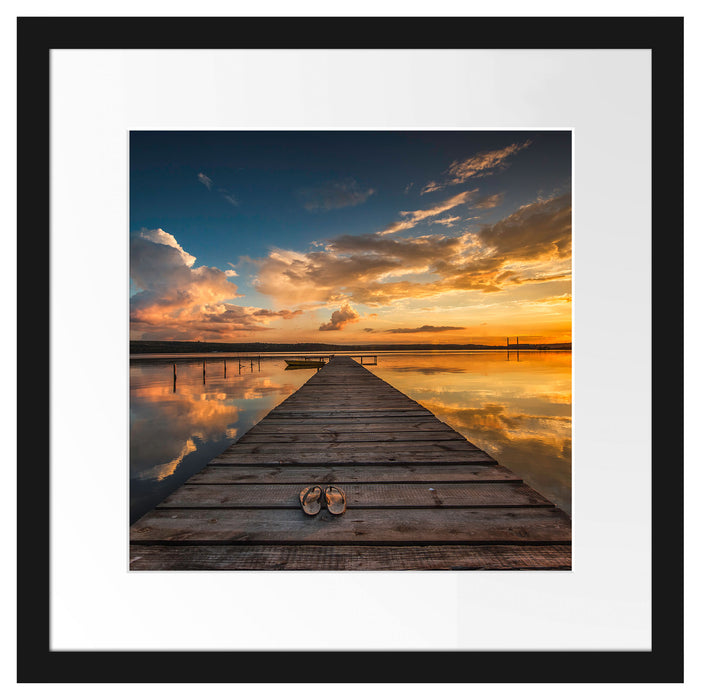 Steg am See bei Sonnenuntergang Passepartout Quadratisch 40