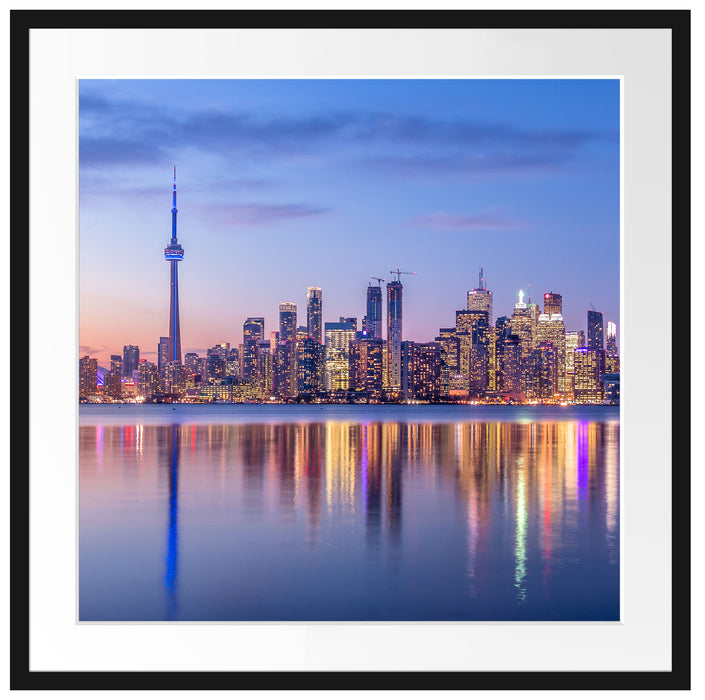 Skyline Toronto in der Abenddämmerung Passepartout Quadratisch 70