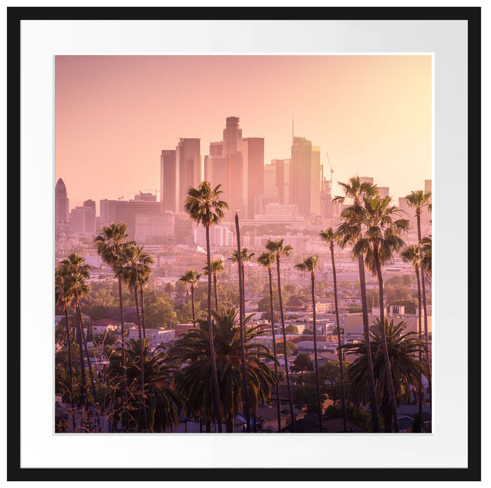 Palmen vor Skyline von Los Angeles Passepartout Quadratisch 70