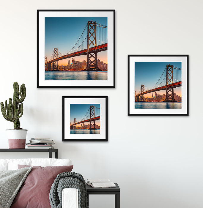 Oakland Bay Brücke bei Sonnenuntergang Passepartout Wohnzimmer Quadratisch