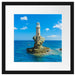 Leuchtturm auf kleiner Insel im Meer Passepartout Quadratisch 40