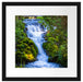 Wasserfall im grünen Wald Passepartout Quadratisch 40
