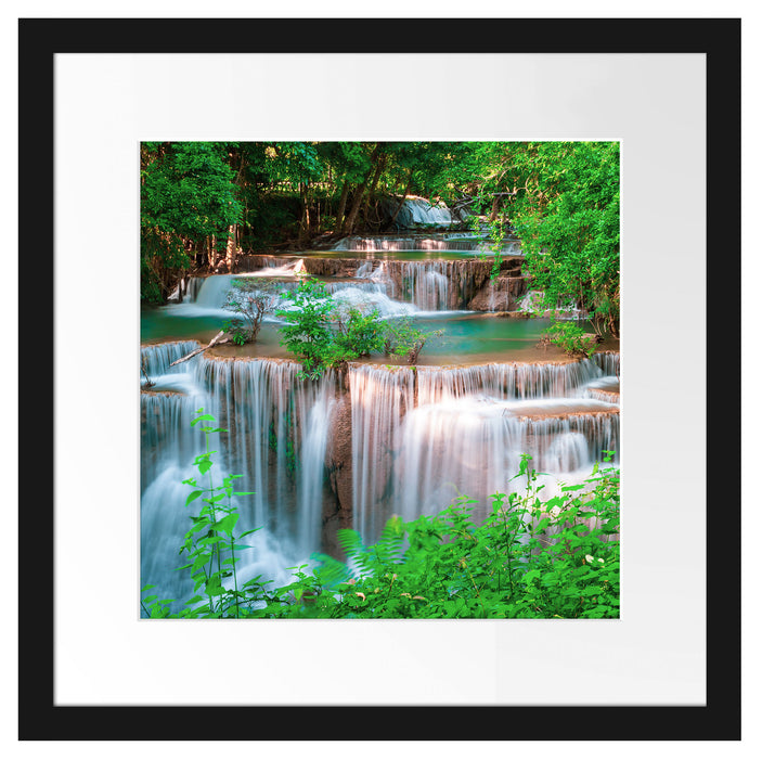 Türkise Wasserfälle in Thailand Passepartout Quadratisch 40