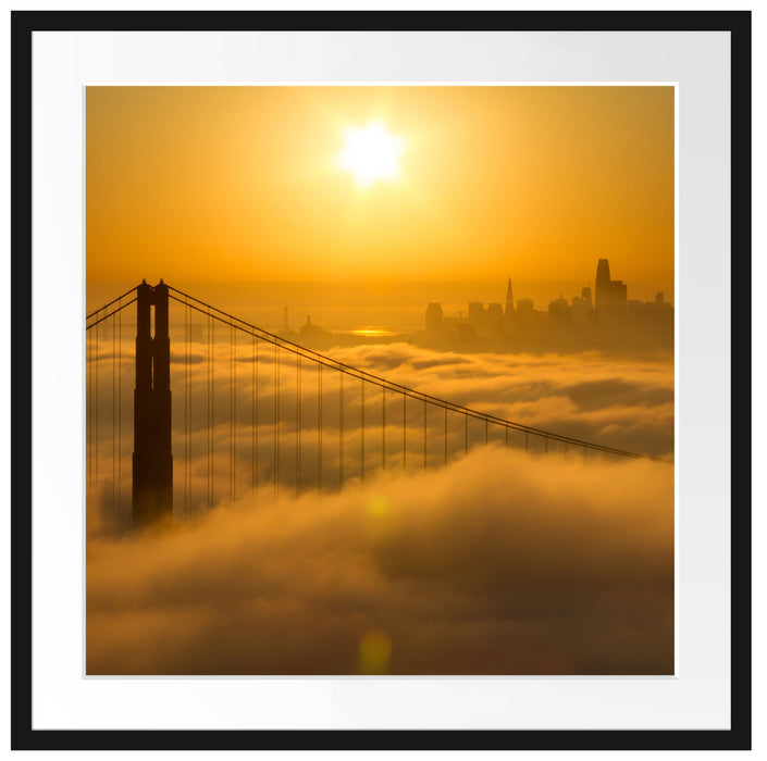 Golden Gate Bridge im Sonnenaufgang Passepartout Quadratisch 70