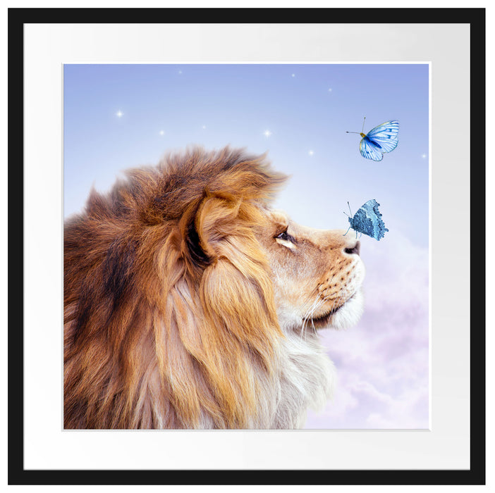 Löwe mit blauen Schmetterlingen Passepartout Quadratisch 55
