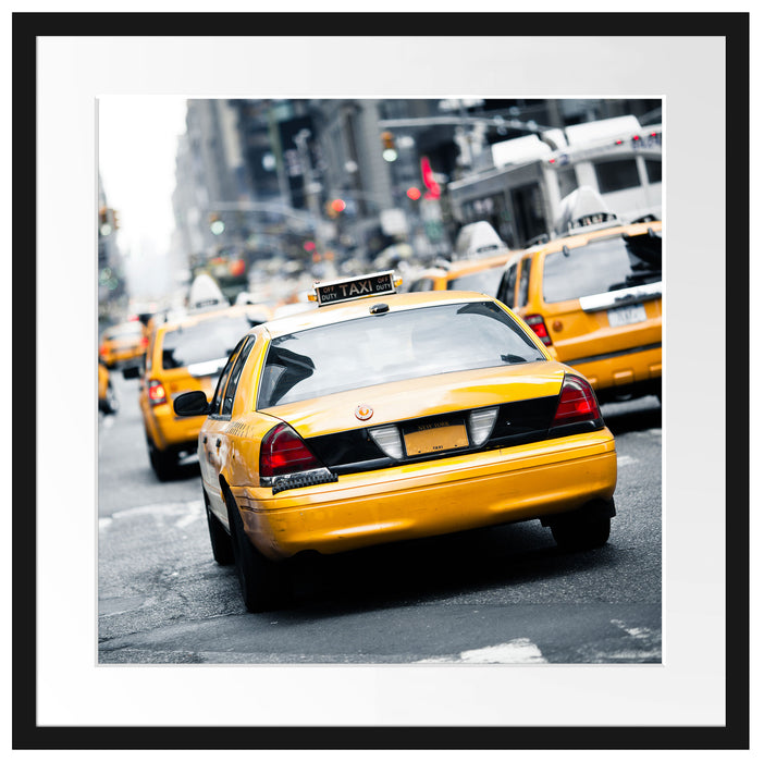 Gelbe Taxis am Times Square in New York Passepartout Quadratisch 55