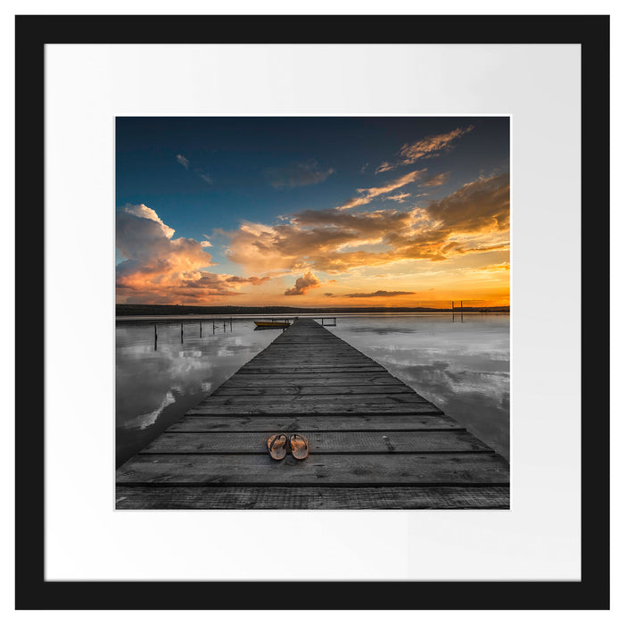 Steg am See bei Sonnenuntergang B&W Detail Passepartout Quadratisch 40