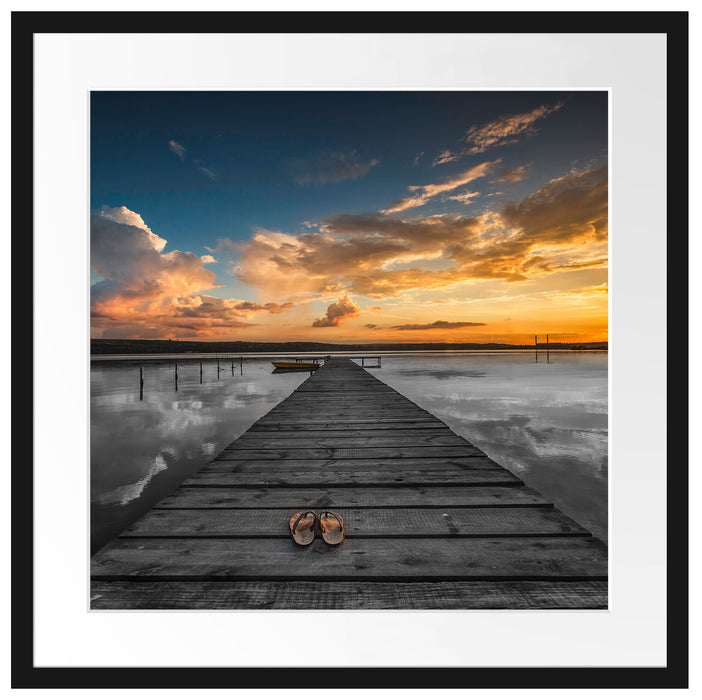 Steg am See bei Sonnenuntergang B&W Detail Passepartout Quadratisch 55