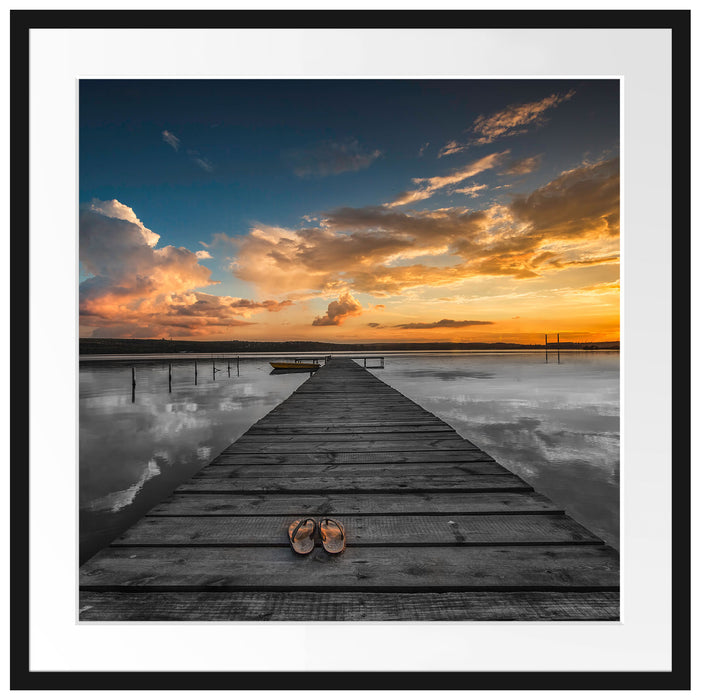 Steg am See bei Sonnenuntergang B&W Detail Passepartout Quadratisch 70