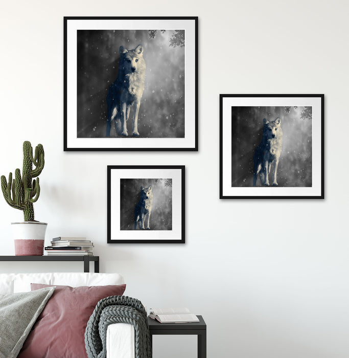 Fantasievoller weißer Wolf auf Lichtung B&W Detail Passepartout Wohnzimmer Quadratisch