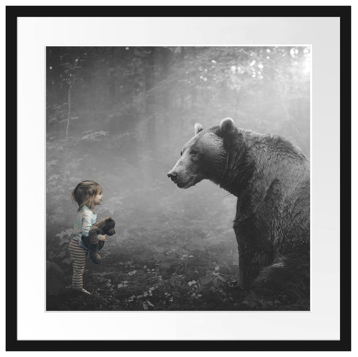Mädchen mit Teddy und Bär im Wald B&W Detail Passepartout Quadratisch 55