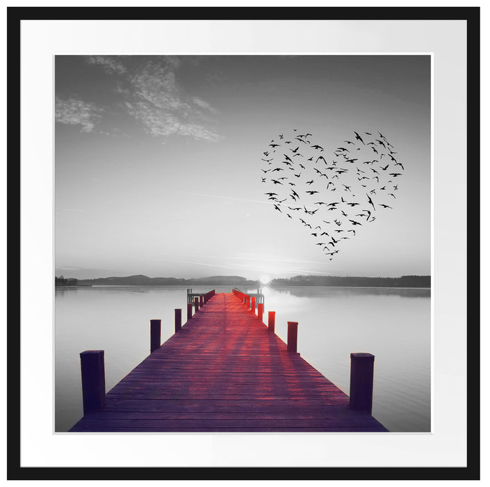 Steg mit Vogelschwarm in Herzform B&W Detail Passepartout Quadratisch 70