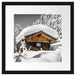Verschneite Skihütte in Alpenwald B&W Detail Passepartout Quadratisch 40