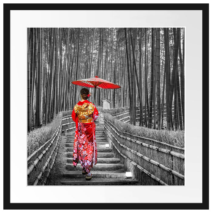 Frau im janapischen Kimono im Bambuswald B&W Detail Passepartout Quadratisch 55