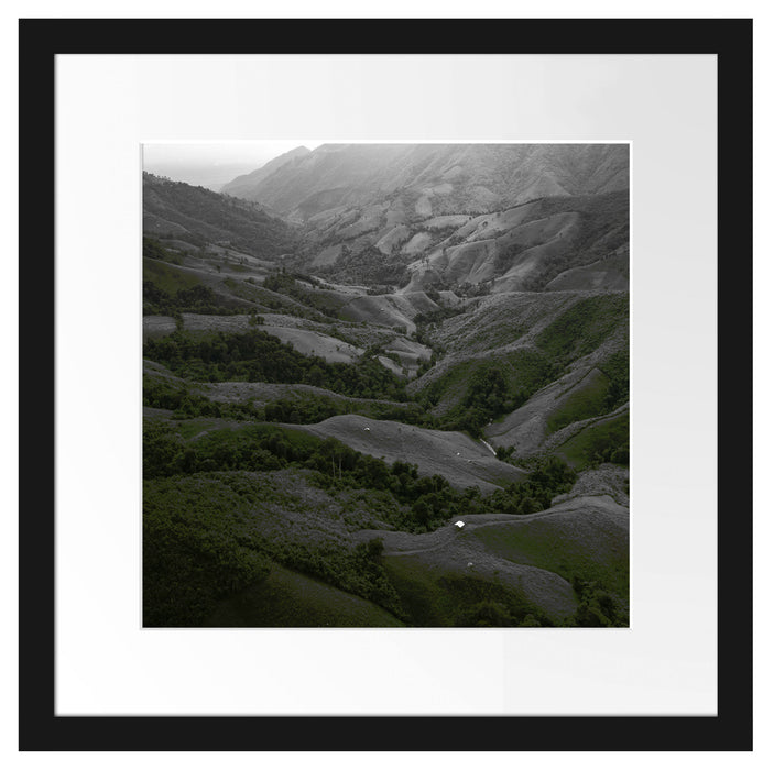 Grüne Berglandschaft in Thailand B&W Detail Passepartout Quadratisch 40