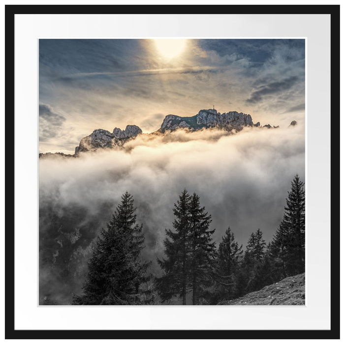 Aufsteigende Wolken in den Dolomiten B&W Detail Passepartout Quadratisch 70