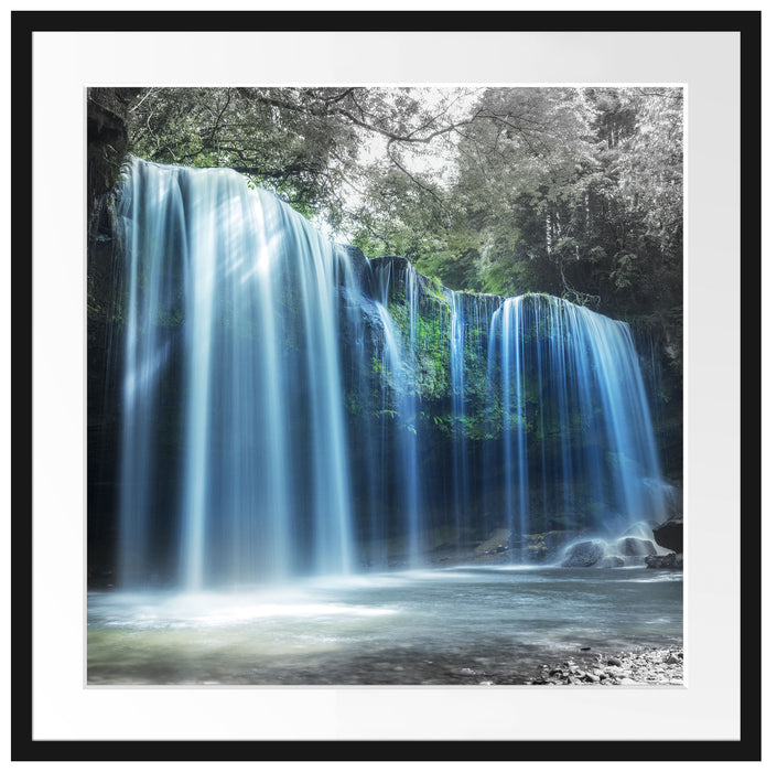 Tropischer Wasserfall im Wald B&W Detail Passepartout Quadratisch 70