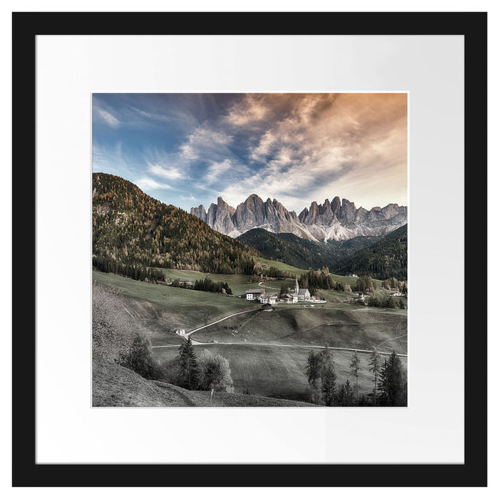 Herbstliche Landschaft in den Dolomiten B&W Detail Passepartout Quadratisch 40