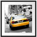 Gelbe Taxis am Times Square in New York B&W Detail Passepartout Quadratisch 55