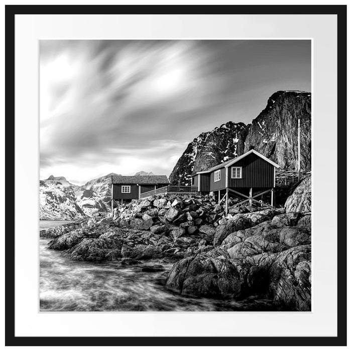 Einsames rotes Haus am Meer in Norwegen, Monochrome Passepartout Quadratisch 70