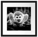 Neugieriges Totenkopfäffchen auf Ast, Monochrome Passepartout Quadratisch 40