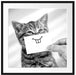 Lustige Katze mit Lächeln auf Papier, Monochrome Passepartout Quadratisch 70
