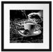 Kaffeetasse mit Bohnen auf Holztisch, Monochrome Passepartout Quadratisch 40