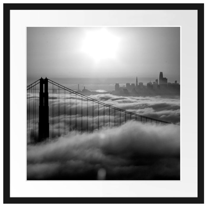 Golden Gate Bridge im Sonnenaufgang, Monochrome Passepartout Quadratisch 55