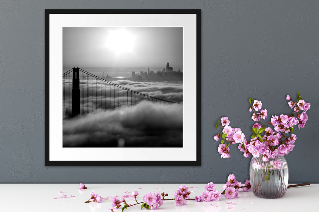Golden Gate Bridge im Sonnenaufgang, Monochrome Passepartout Detail Quadratisch
