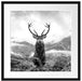 Majestätischer Hirsch in Berglandschaft, Monochrome Passepartout Quadratisch 55