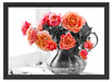 Wunderschöne Rosen in Krug Schattenfugenrahmen 55x40