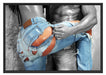 Frau in aufgerissener Jeans Schattenfugenrahmen 100x70