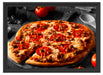 Salamipizza frisch aus dem Ofen Schattenfugenrahmen 55x40