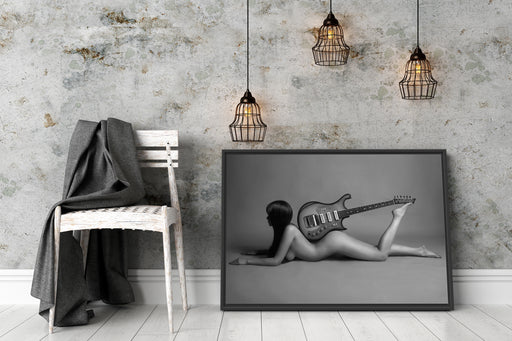Nackte Frau mit Gitarre Schattenfugenrahmen Wohnzimmer