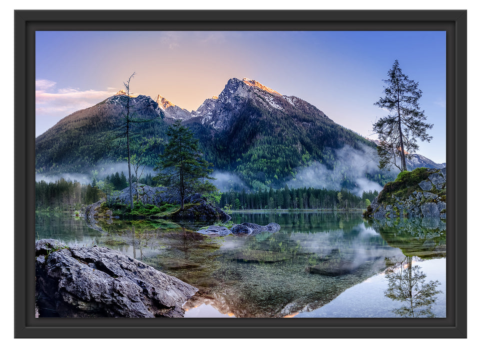 Sonnenaufgang am Hintersee Schattenfugenrahmen 55x40