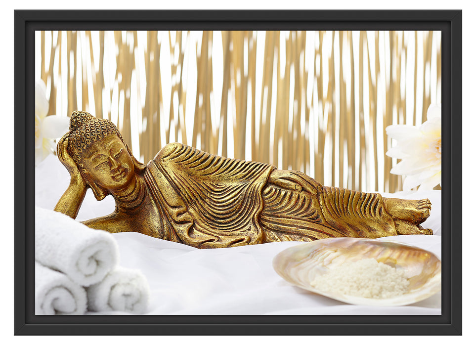 goldener Buddha auf Handtuch Schattenfugenrahmen 55x40