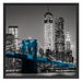 Brooklyn Bridge mit Wolkenkratzern Schattenfugenrahmen Quadratisch 70x70