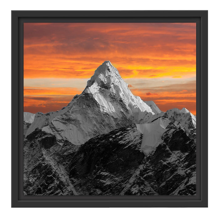 Hoher schneebedeckter Berg Schattenfugenrahmen Quadratisch 40x40