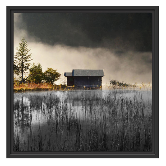 Häuschen am See mit Nebel Schattenfugenrahmen Quadratisch 55x55