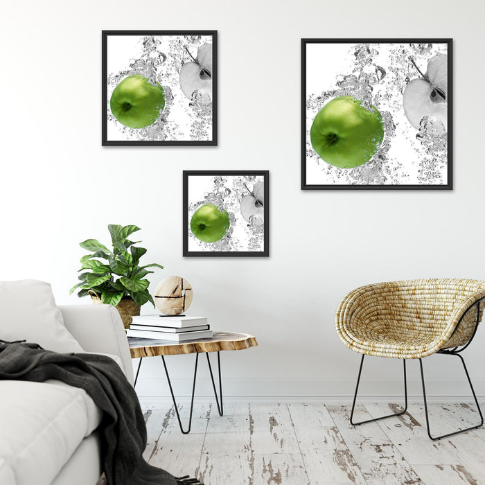 saftig grüne Äpfel im Wasser Quadratisch Schattenfugenrahmen Wohnzimmer
