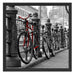 Fahrräder an Wasserstraße Schattenfugenrahmen Quadratisch 55x55