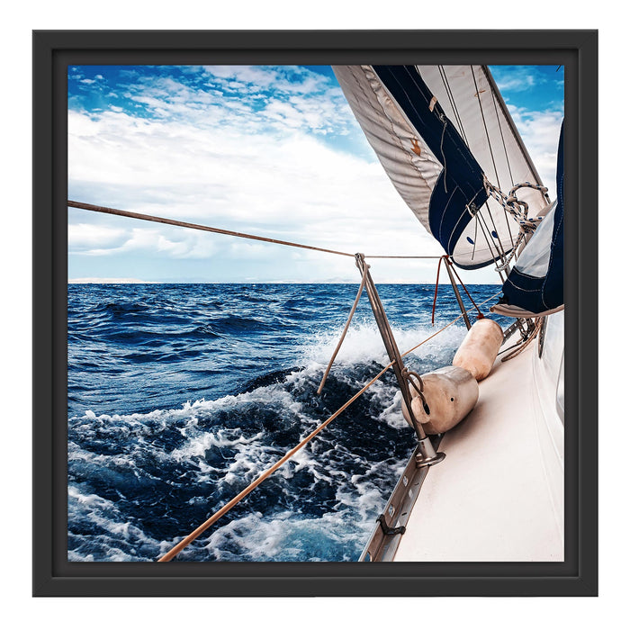 Die weißen Segel der Yacht Schattenfugenrahmen Quadratisch 40x40