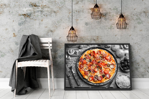 Pizza auf Pizzablech Schattenfugenrahmen Wohnzimmer