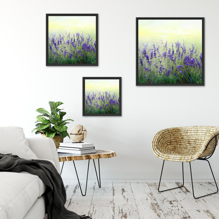 Schöner Lavendel im Regen Quadratisch Schattenfugenrahmen Wohnzimmer