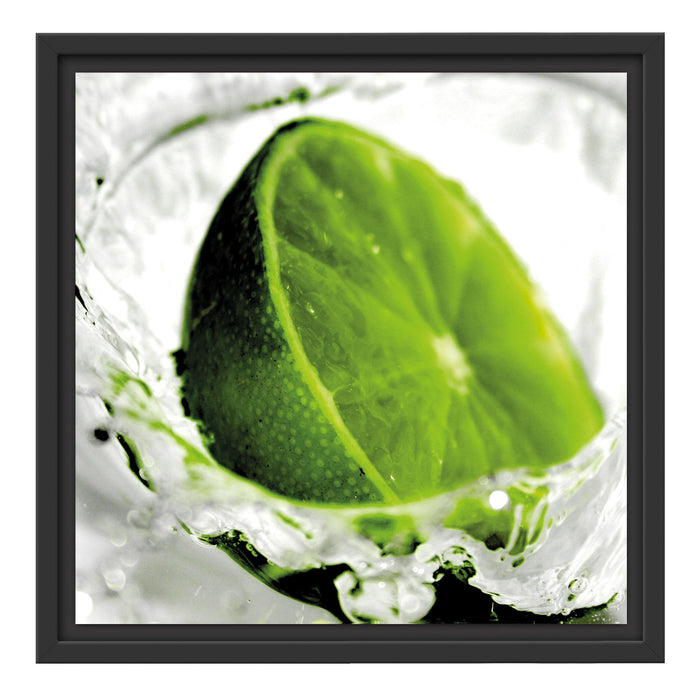 Limette fällt in Wasser Schattenfugenrahmen Quadratisch 40x40