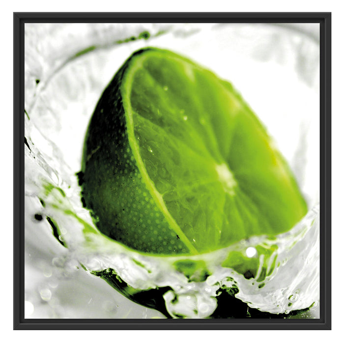 Limette fällt in Wasser Schattenfugenrahmen Quadratisch 70x70