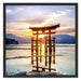 Torii Gate in Miyajima Japan Schattenfugenrahmen Quadratisch 70x70